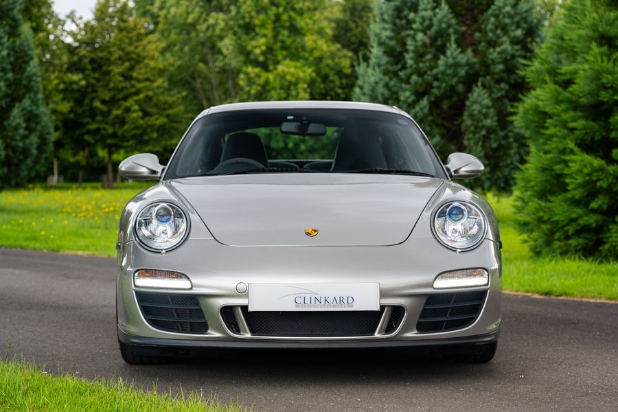 Porsche 911(997.2) GTS Coupe (Manual)