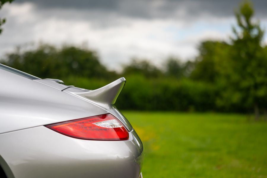 Porsche 911(997.2) GTS Coupe (Manual)