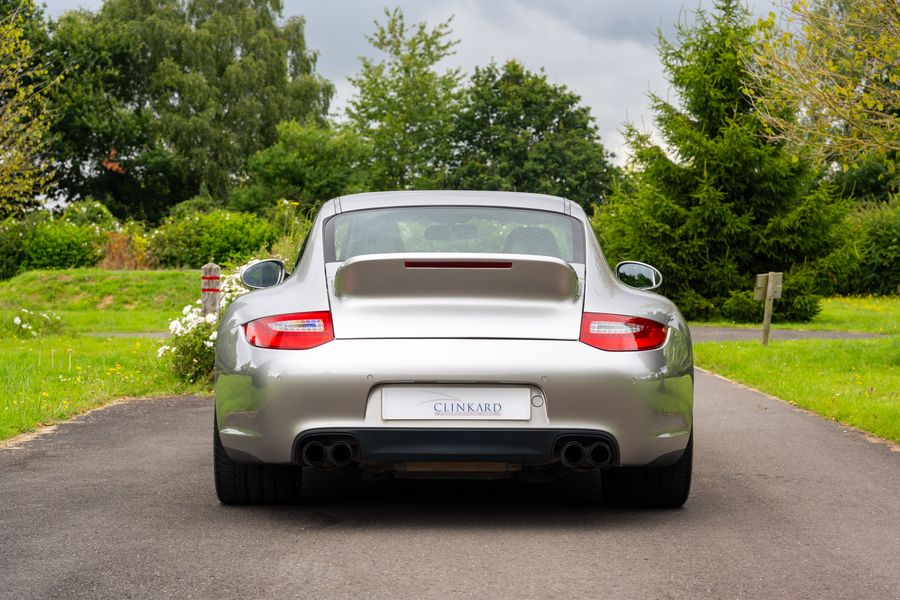 Porsche 911(997.2) GTS Coupe (Manual)