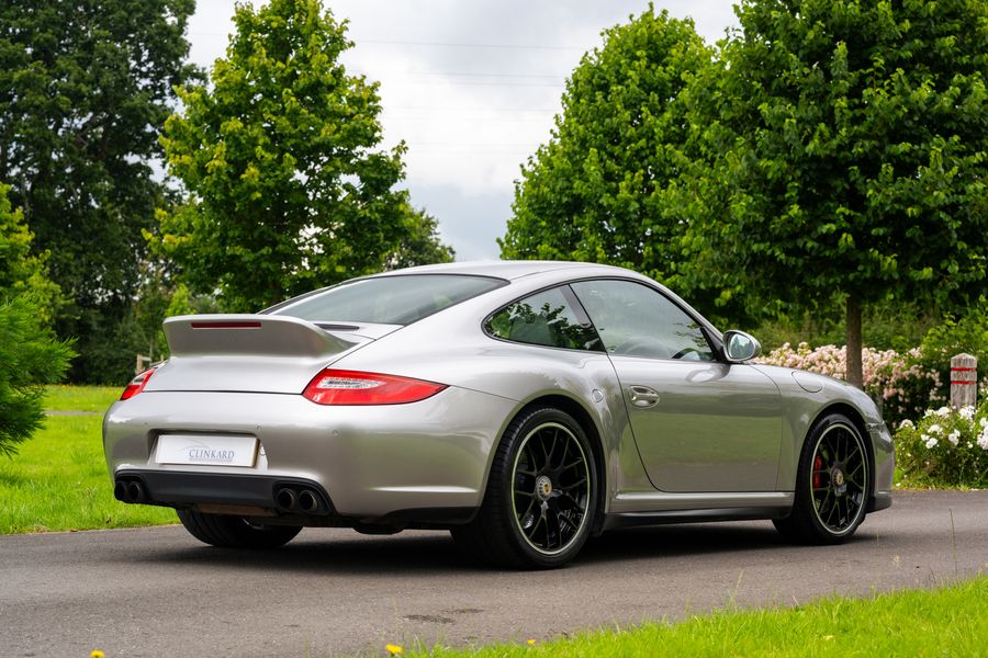 Porsche 911(997.2) GTS Coupe (Manual)