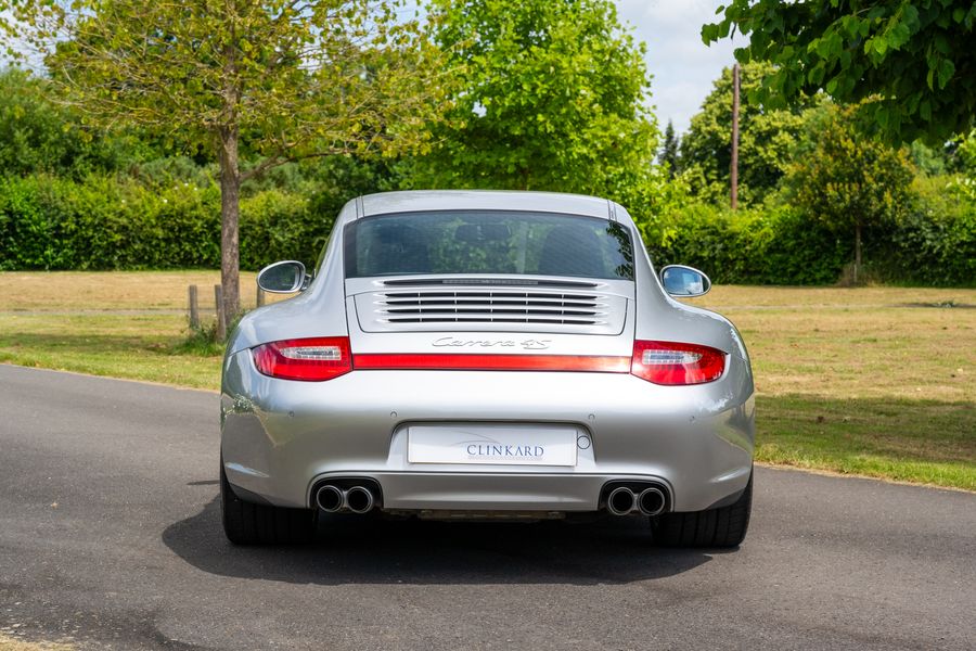 Porsche 911 (997.2)  Carrera 4S Coupe (Manual)