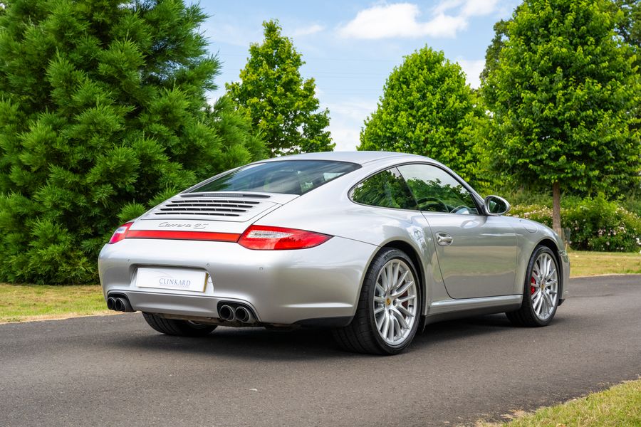 Porsche 911 (997.2)  Carrera 4S Coupe (Manual)