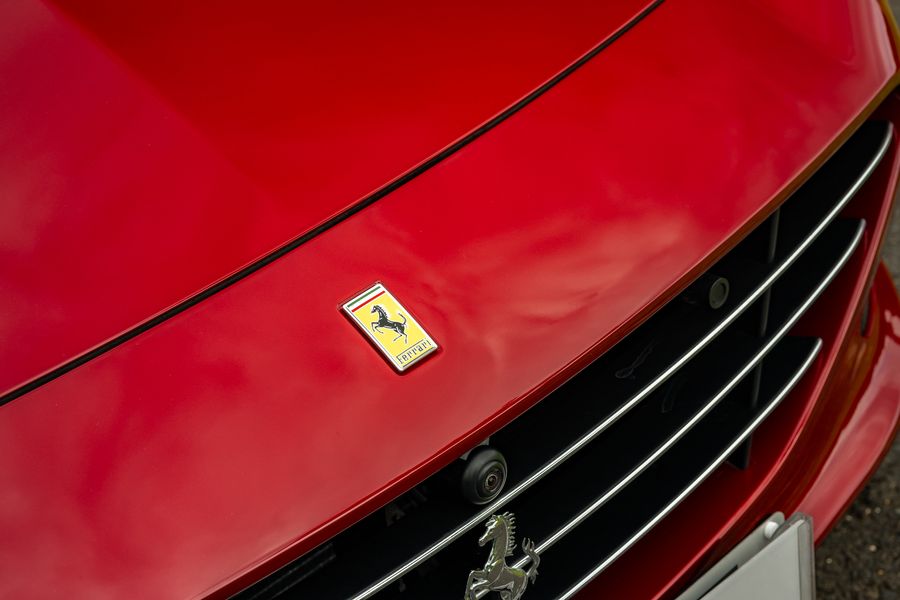 Ferrari California T