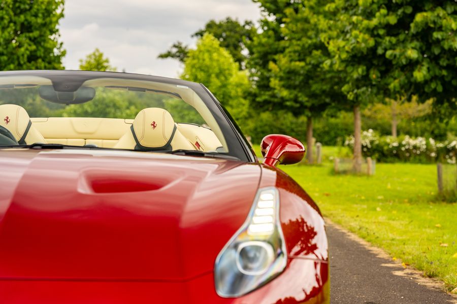 Ferrari California T