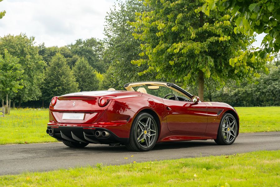 Ferrari California T