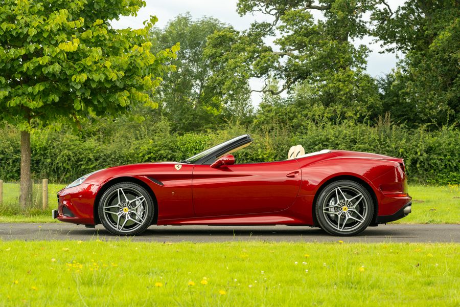 Ferrari California T