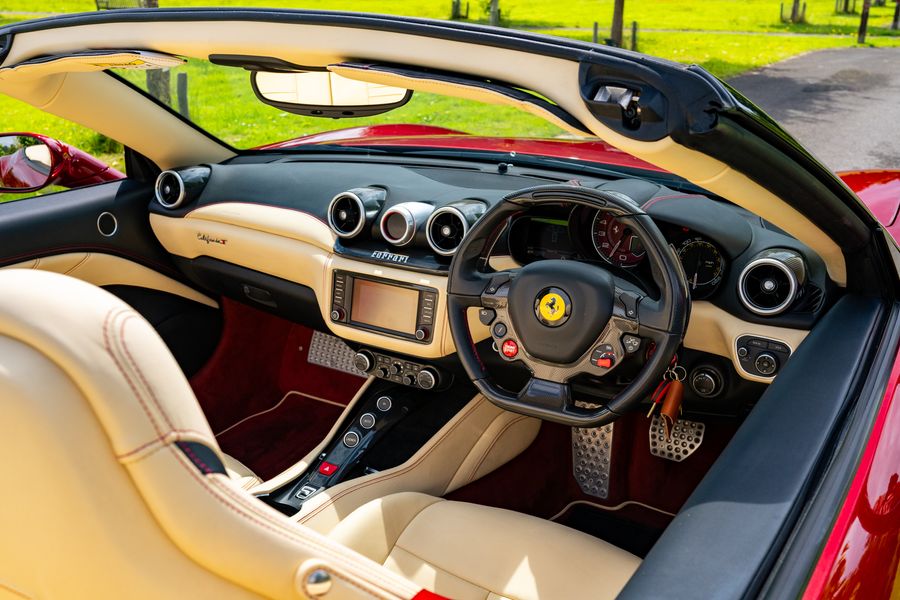 Ferrari California T