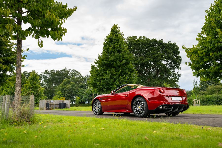 Ferrari California T