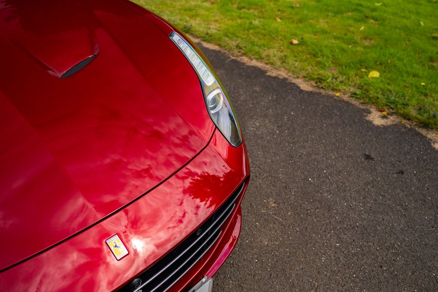 Ferrari California T