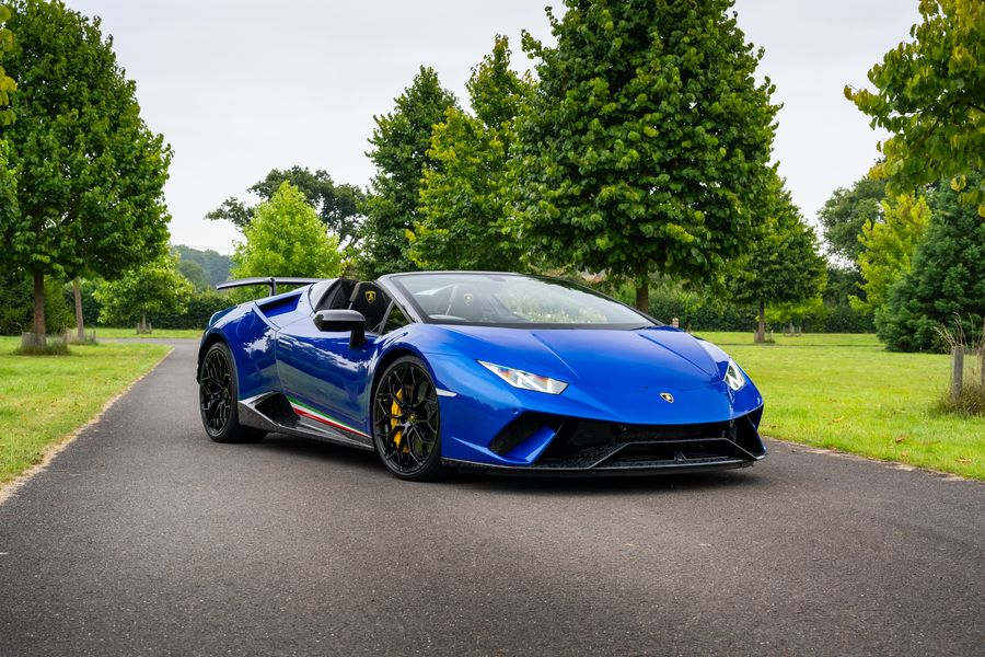 Lamborghini Huracan LP 640 - 4 Performante Spyder