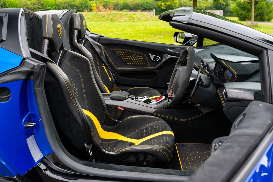 Lamborghini Huracan LP 640 - 4 Performante Spyder