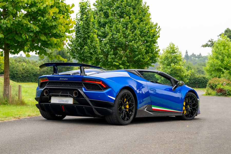 Lamborghini Huracan LP 640 - 4 Performante Spyder