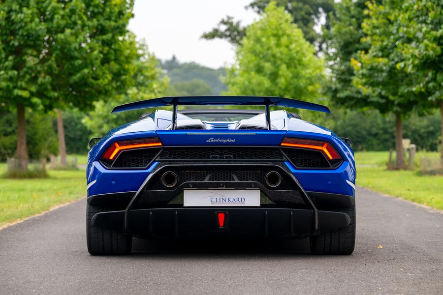 Lamborghini Huracan LP 640 - 4 Performante Spyder