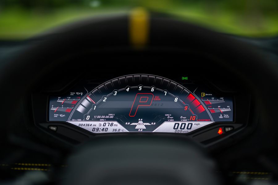 Lamborghini Huracan LP 640 - 4 Performante Spyder