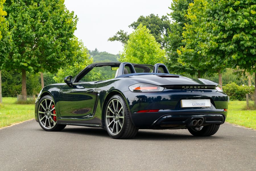 Porsche 718 Boxster S PDK