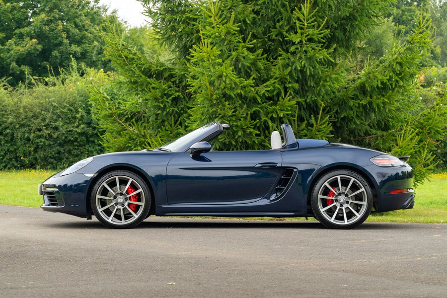 Porsche 718 Boxster S PDK