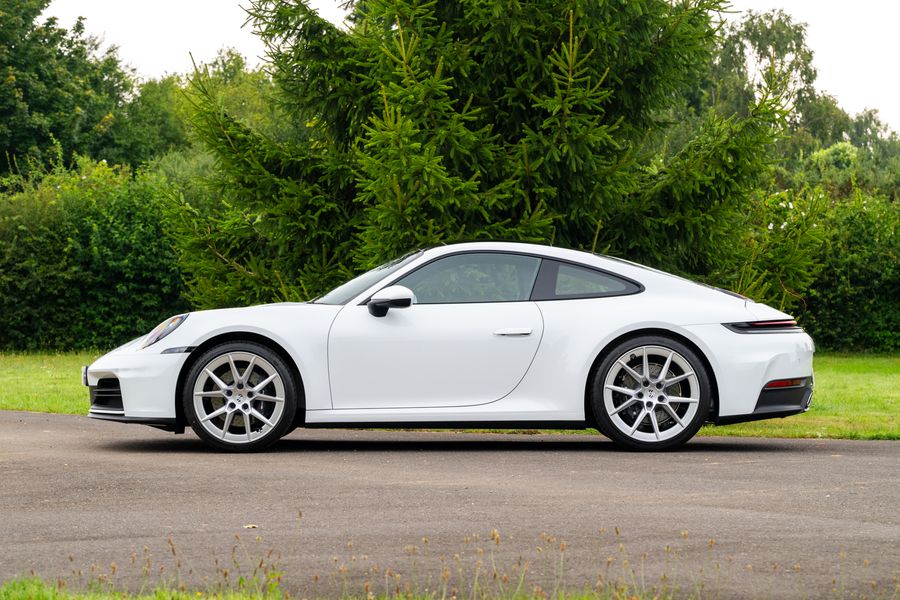 Porsche 911 (992.2) Carrera (VAT Qualifying)