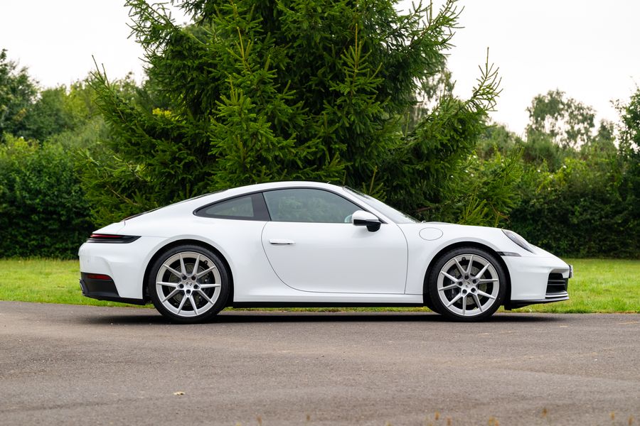 Porsche 911 (992.2) Carrera (VAT Qualifying)