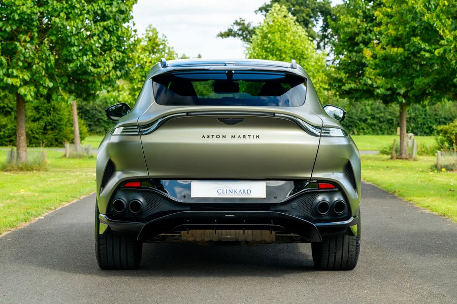 Aston Martin DBX 707 4.0 V8