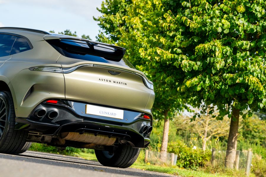 Aston Martin DBX 707 4.0 V8