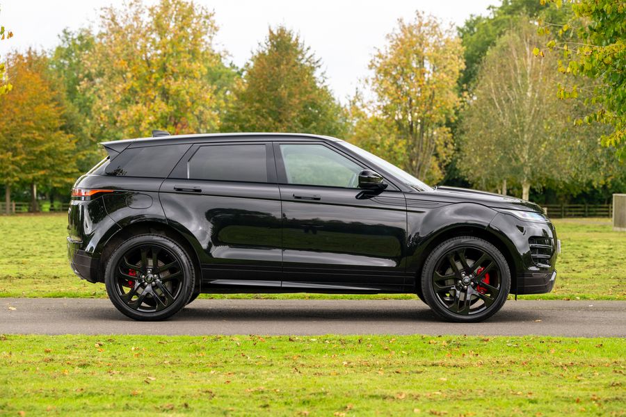 Range Rover Evoque P250 R-Dynamic SE Auto