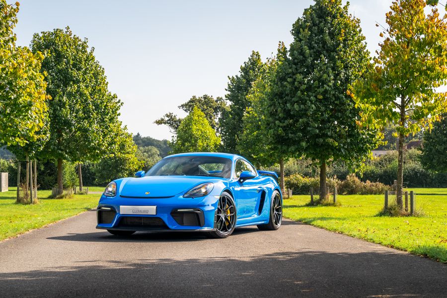 Porsche 718 Cayman GT4 PDK