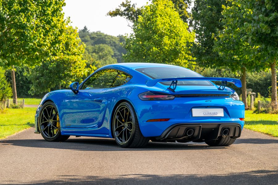 Porsche 718 Cayman GT4 PDK