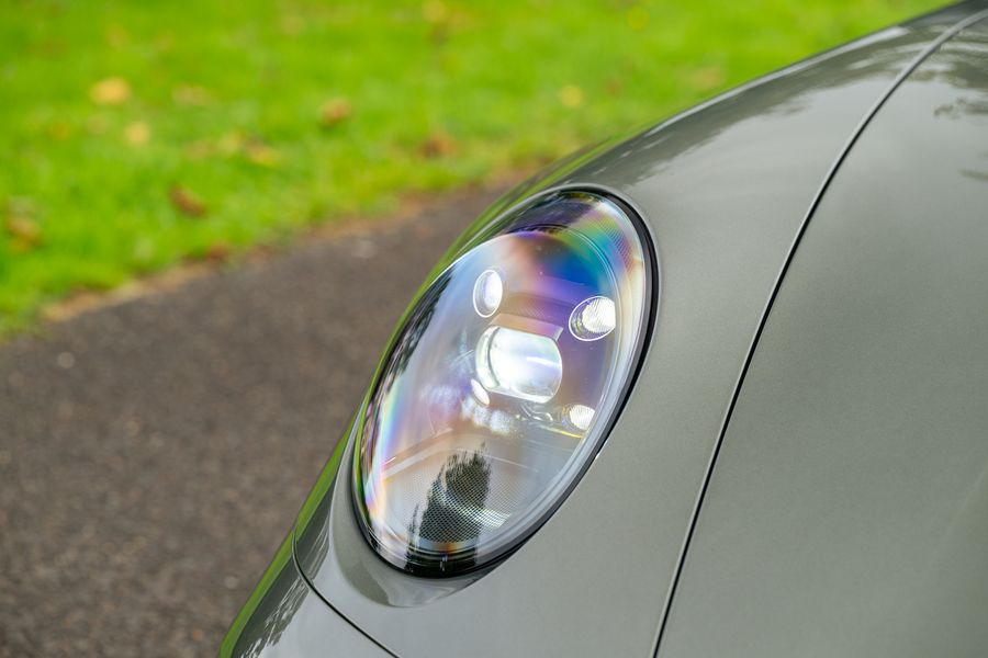 Porsche 911 (992) Carrera 4 GTS Cab