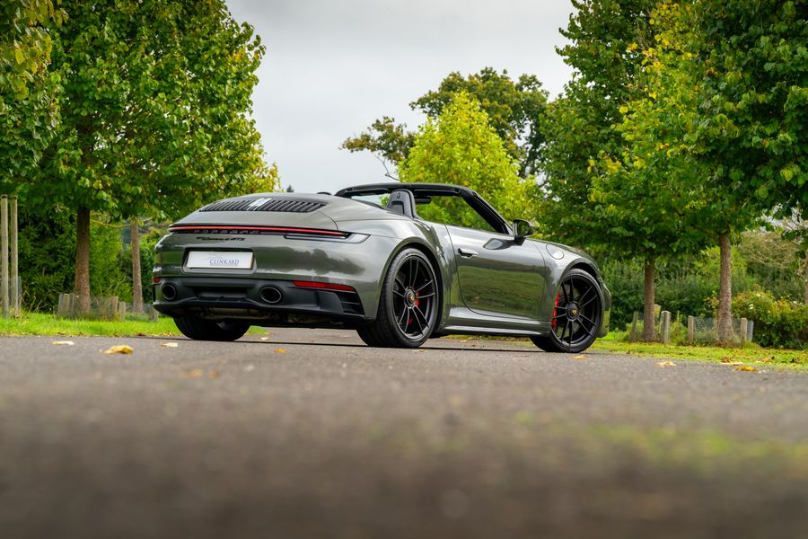 Porsche 911 (992) Carrera 4 GTS Cab