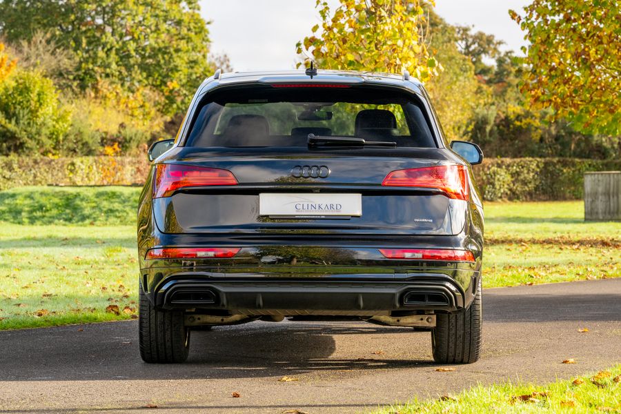 Audi Q5 2.0 TFSI 45 Edition 1 S Tronic Quattro