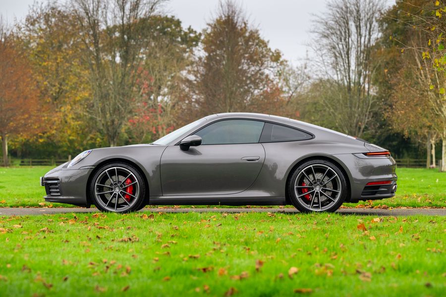 Porsche 911 (992) Carrera 4S S-A