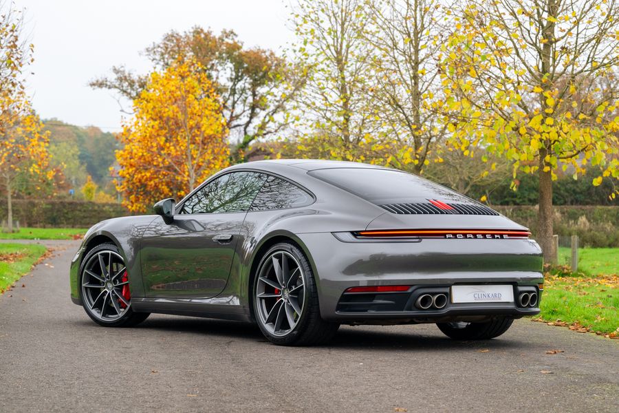 Porsche 911 (992) Carrera 4S S-A