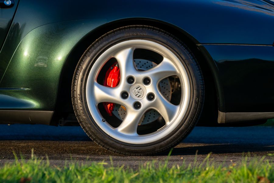 1996 Porsche 911 (993) Carrera 4 S