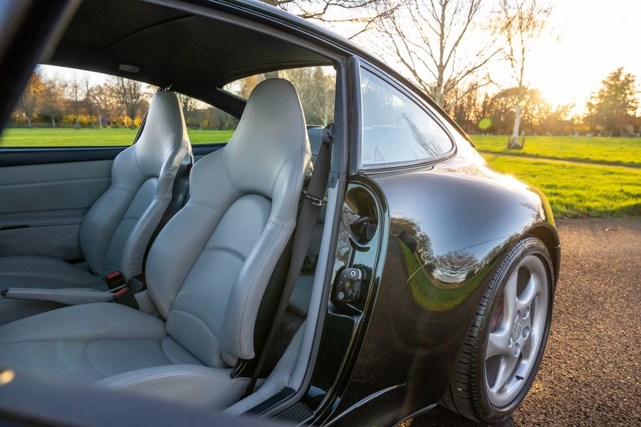 1996 Porsche 911 (993) Carrera 4 S