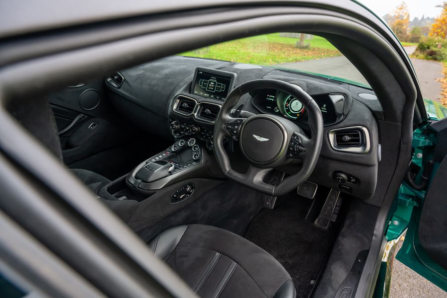 Aston Martin V8 Vantage Coupe Auto