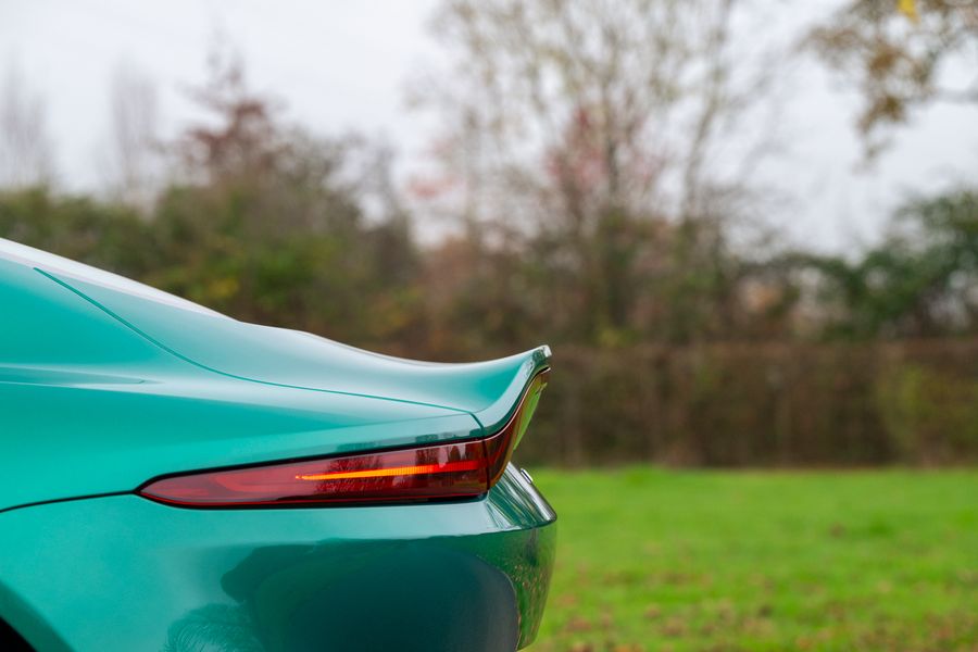 Aston Martin V8 Vantage Coupe Auto