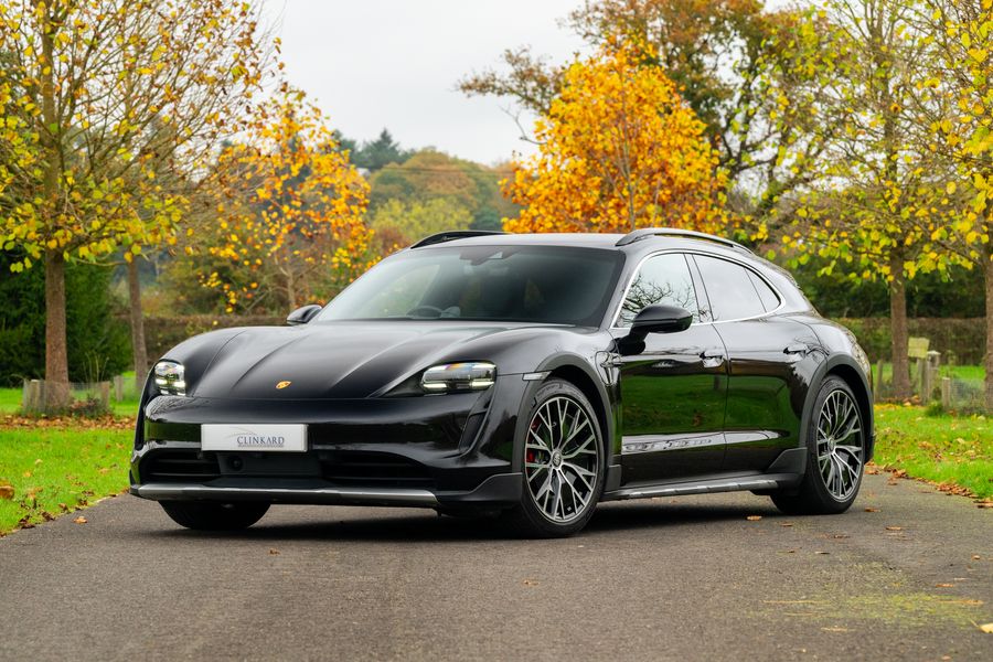 Porsche Taycan 4S Performance Plus Cross Turismo