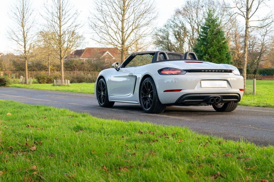 Porsche Boxster 2.0 T PDK