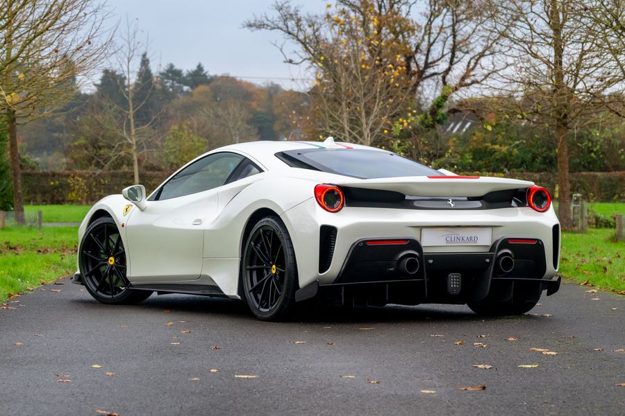 Ferrari 488 Pista