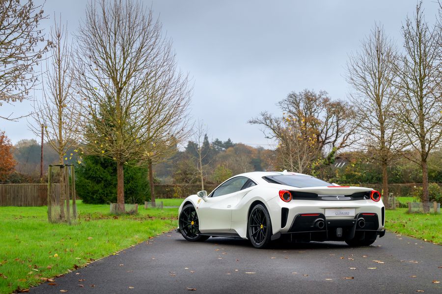 Ferrari 488 Pista