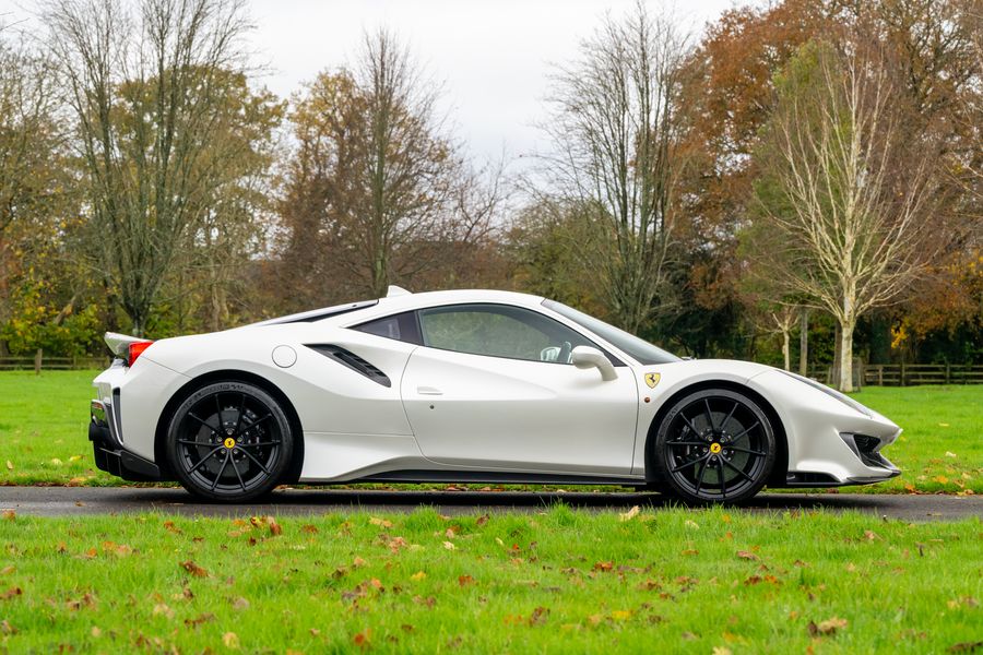 Ferrari 488 Pista