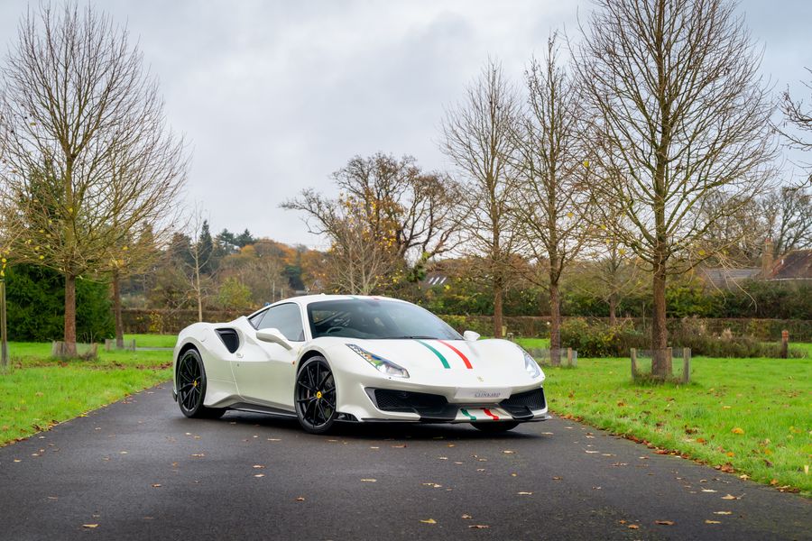 Ferrari 488 Pista