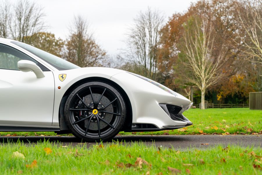 Ferrari 488 Pista