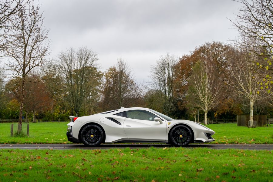 Ferrari 488 Pista