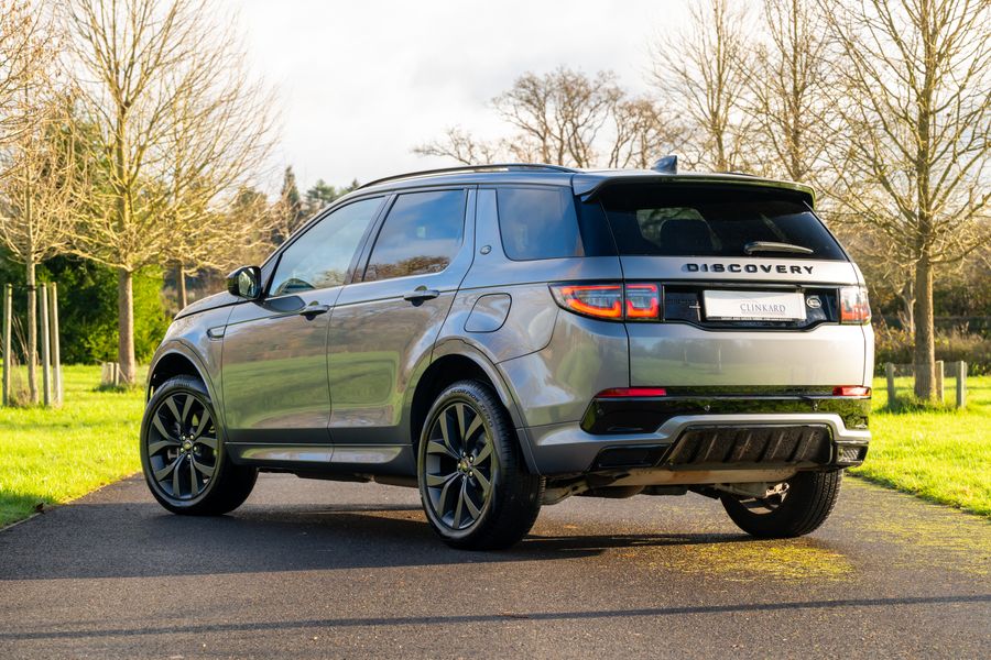 Land Rover Discovery Sport P300e R-Dynamic SE