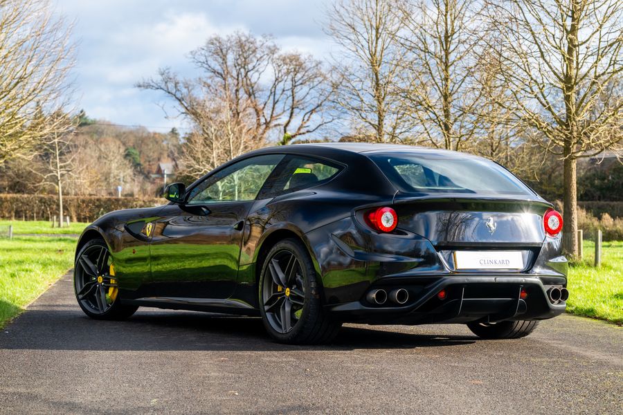 Ferrari FF V12 F1 DCT 4WD