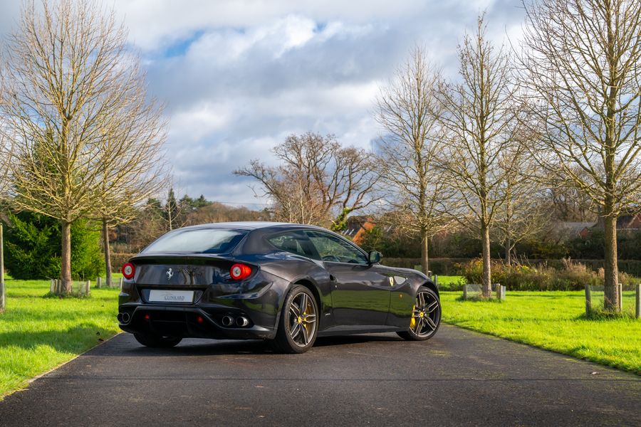 Ferrari FF V12 F1 DCT 4WD