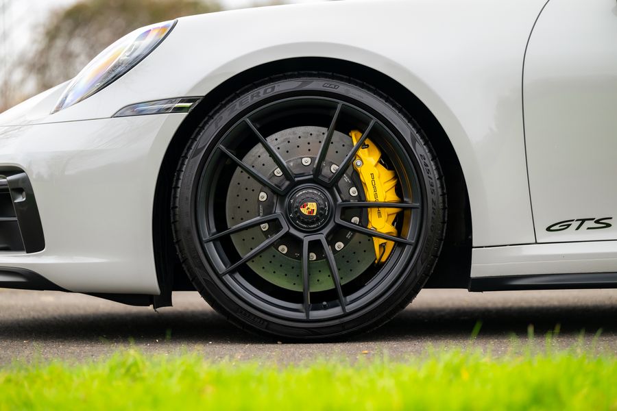 Porsche 911 (992) Carrera GTS PDK