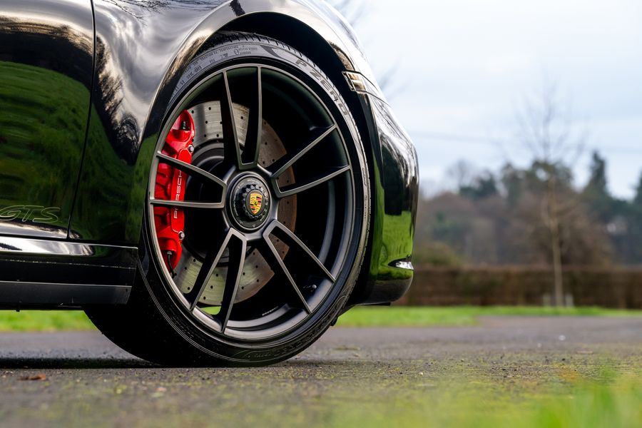 Porsche 911 (992) Carrera GTS PDK