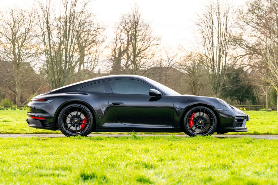 Porsche 911 (992) Carrera GTS PDK